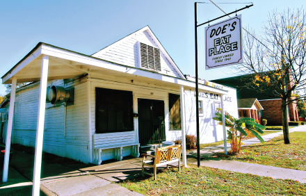 This Mississippi Restaurant Has Some Of The Best Steak In The Country