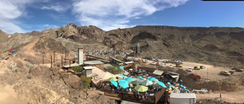 The Desert Bar In Arizona Will Take You A Million Miles Away From Everything