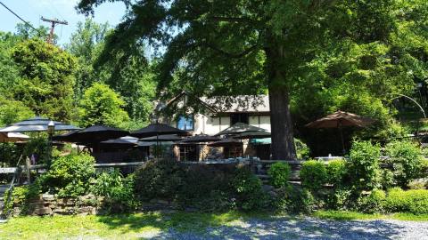 The Restaurant In The Middle Of Nowhere That's So Worth The Drive From Washington DC