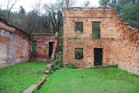 These Unbelievable Ruins In Northern California Will Transport You To The Past