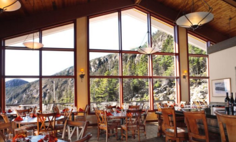 The View From This Mountaintop Restaurant In Vermont Is Positively Magical