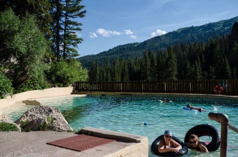 This Hidden Hot Spring In Wyoming Will Take You Away From It All