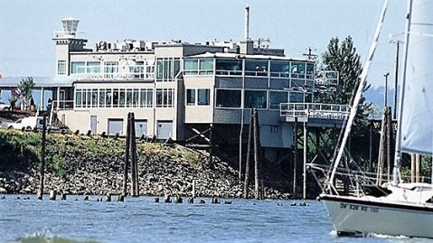 This Restaurant In Portland Is Located In The Most Unforgettable Setting