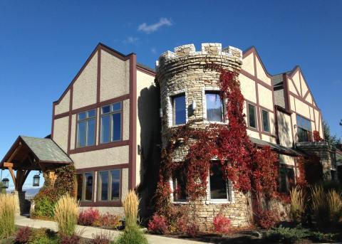 This Restaurant In Montana Is Located In The Most Unforgettable Setting