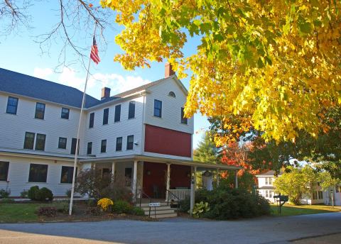 This Restaurant In New Hampshire Is Located In The Most Unforgettable Setting