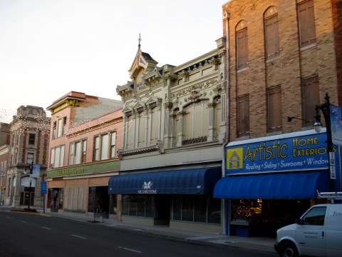 The Oldest Town In Indiana That Everyone Should Visit At Least Once