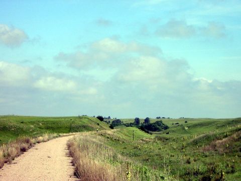 You’ve Never Experienced Anything Like This Epic Abandoned Railroad Hike In Nebraska