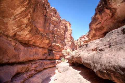 The Unrivaled Canyon Hike In Arizona Everyone Should Take At Least Once