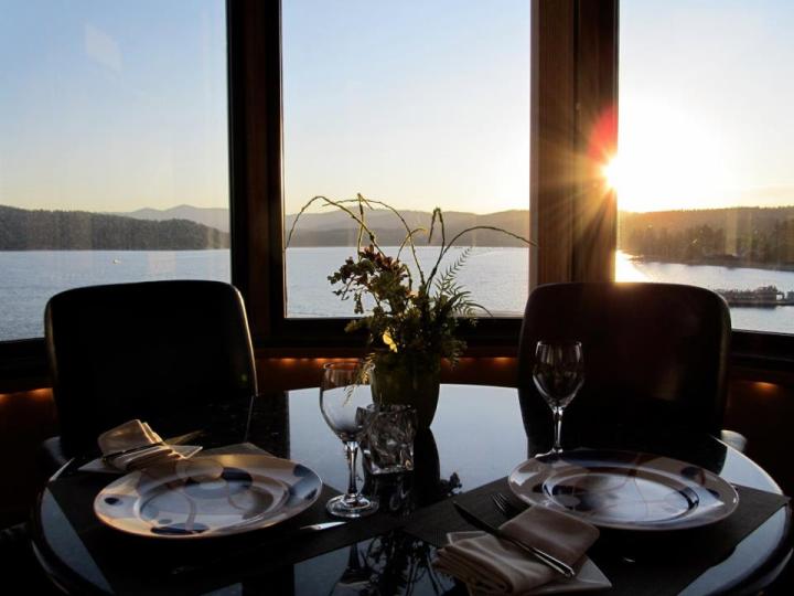 Most Romantic Restaurants In Idaho