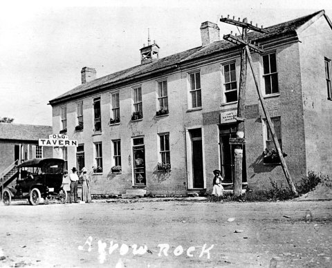 The Oldest Restaurant In Missouri Has A Truly Captivating History