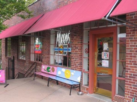 A Trip To This Epic Ice Cream Factory In Missouri Will Make You Feel Like A Kid Again