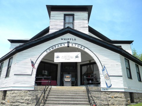 The Story Behind This Haunted Company Store In West Virginia Is Heartbreakingly Tragic