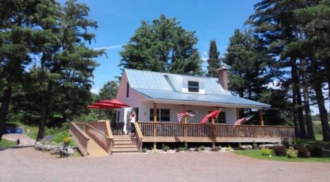 There’s A Restaurant On This Remote Wisconsin Farm You’ll Want To Visit