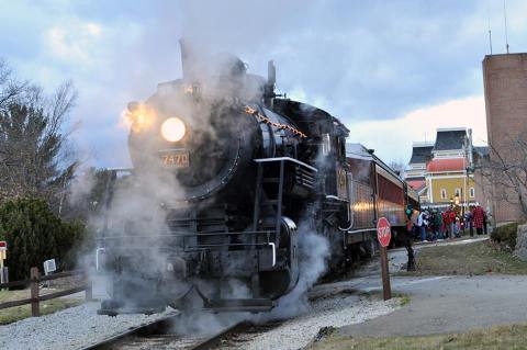 The Magical Polar Express Train Ride In New Hampshire Everyone Should Experience At Least Once