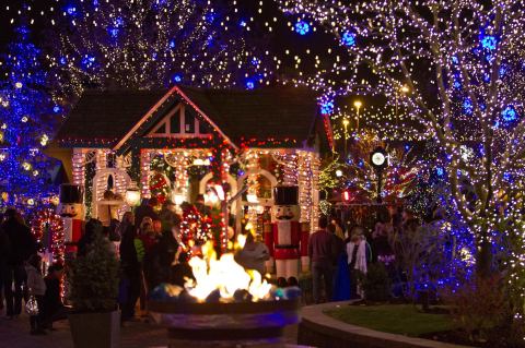 Here Are The 11 Most Enchanting, Magical Christmas Towns In Utah