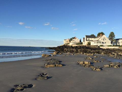 This Is The Oldest Inn Operating In Maine And It's Truly Charming