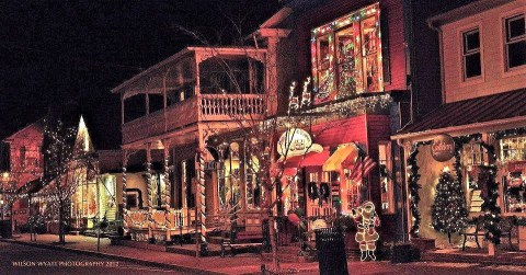 Here Are The 10 Most Enchanting, Magical Christmas Towns In Maryland