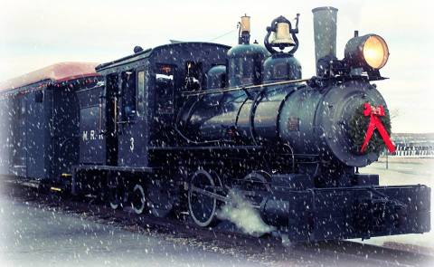 The Magical Polar Express Train Ride In Maine Everyone Should Experience At Least Once