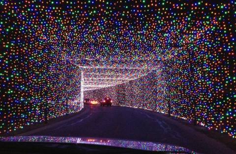 8 Christmas Light Displays Around Austin That Are Pure Magic