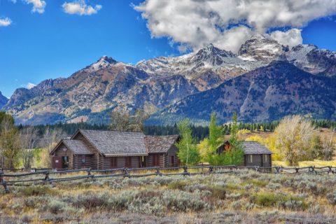 This Chapel In Wyoming Is Located In The Most Unforgettable Setting