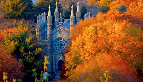 The Chapel In Massachusetts That's Located In The Most Unforgettable Setting