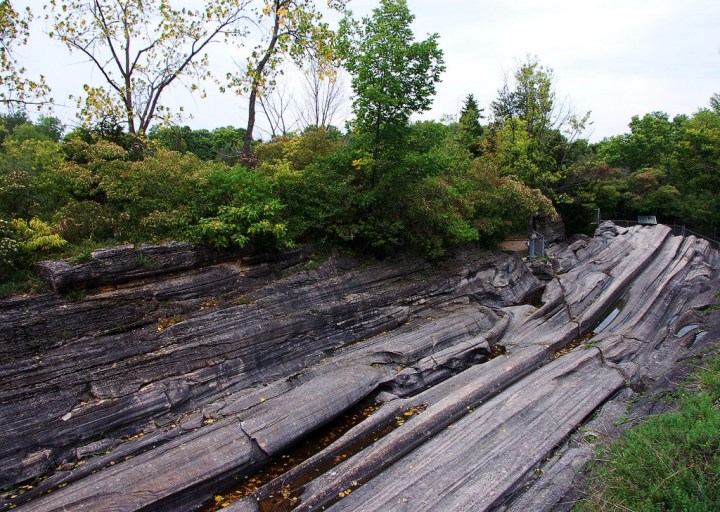 Kelleys Island glacial grooves