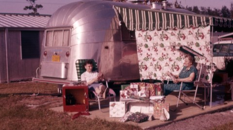 18 Nostalgic Photos Of Florida At Christmastime Will Take You Down Memory Lane