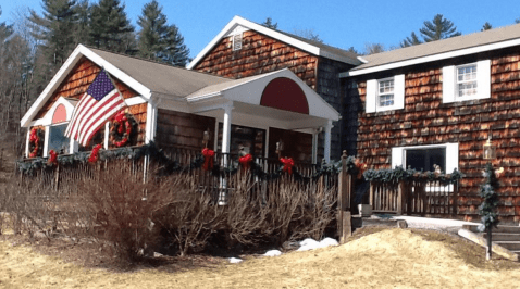 The Christmas Store In Vermont That's Simply Magical