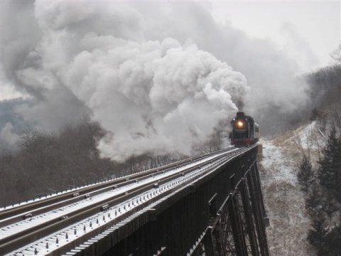 The Magical Polar Express Train Ride In Iowa Everyone Should Experience At Least Once