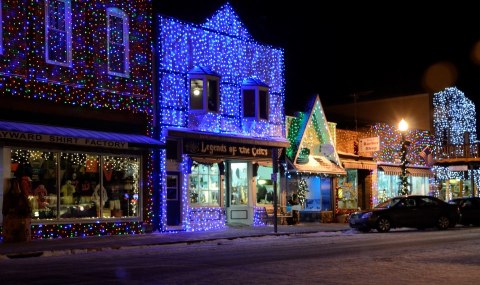 Hayward Turns Into A Winter Wonderland Each Year In Wisconsin