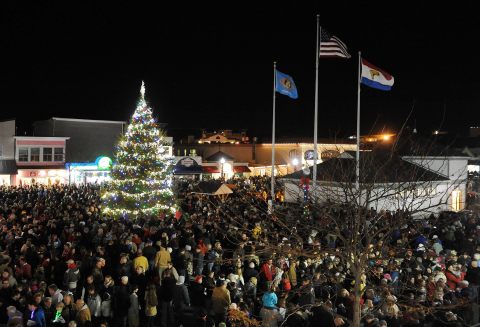 7 Main Streets In Delaware That Are Pure Magic During Christmastime