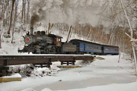 The Magical Santa Claus Express Train Ride In Delaware Everyone Should Experience At Least Once