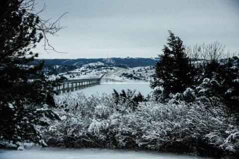 8 South Dakota State Parks That Are Pure Magic In The Wintertime