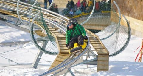 If You Live In New Hampshire, You’ll Want To Visit This Amazing Park This Winter