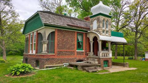 You'll Want To Visit These 11 Houses In Illinois For Their Incredible Pasts