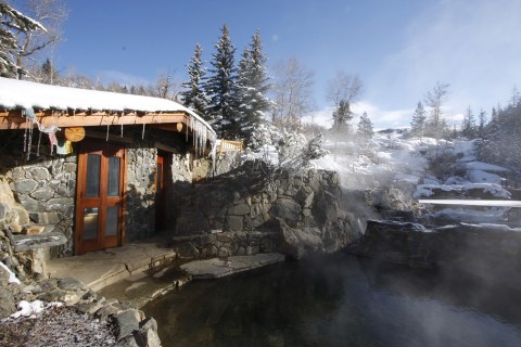 This Hot Spring Day Trip Near Denver Is All You Need For Winter