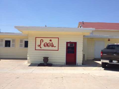 12 Places To Get The Most Mouthwatering Fried Chicken In Nebraska