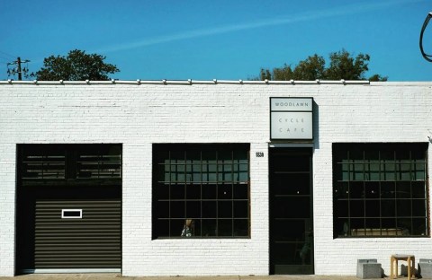 Most People Are Probably Unaware That This Unassuming Cafe Is The Best Restaurant In Alabama