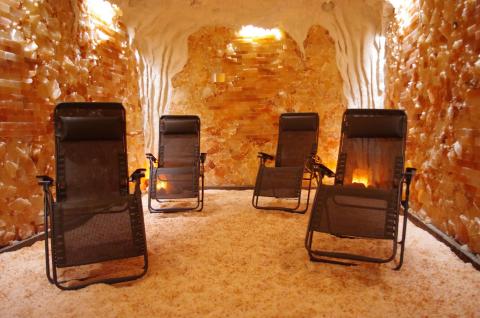 The Incredible Salt Cave In Minnesota That Completely Relaxes You