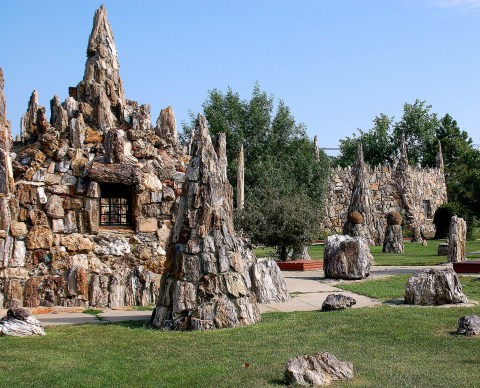 Visit The World’s Largest Petrified Wood Park In South Dakota For An Unforgettable Experience