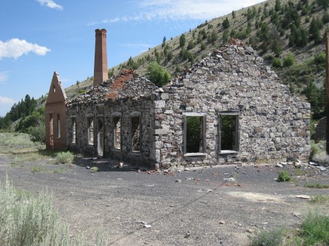 These 5 Unbelievable Ruins In Montana Will Transport You To The Past