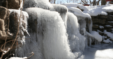 7 Gorgeous Frozen Waterfalls In New Mexico That Must Be Seen To Be Believed