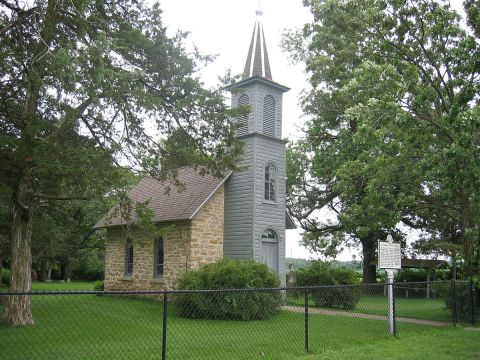 Most People Don't Know Iowa Is Home To The Smallest Chapel In The World