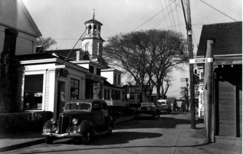 11 Very Rare Photos Taken During WWII In Massachusetts