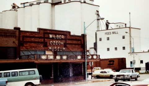 These 13 Rare Photos Of Nebraska In The 1980s Will Mesmerize You