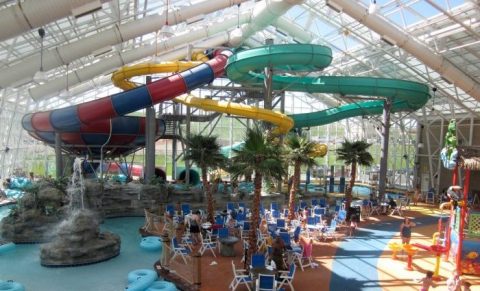 It's Always Summer At This Massive Indoor Water Park In South Dakota