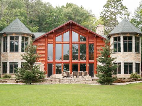 Entering This Hidden Wisconsin Castle Will Make You Feel Like You’re In A Fairy Tale