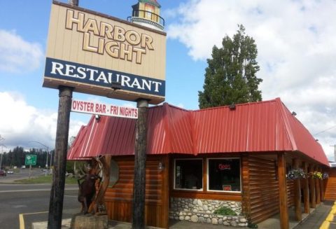 The Charming Little Restaurant On The Oregon Coast That's Totally Unique