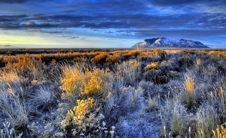 Volcanic Hikes: Big Southern Butte in Idaho