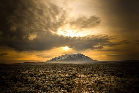 The Epic Volcano Hike In Idaho Everyone Should Take At Least Once